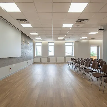 Отель Akwawit Лешно