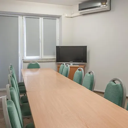 Akwawit Hotel 3*