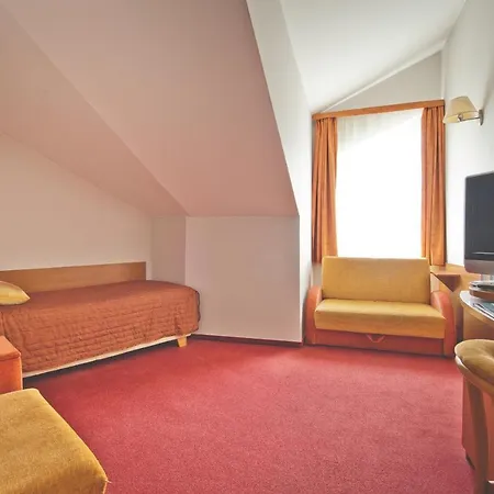 Akwawit Отель Лешно